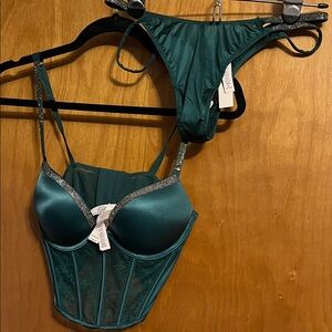 Victoria's Secret Teal and Silver Bra Set